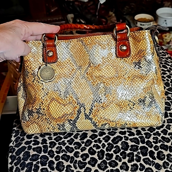 Patricia Nash Handbags - Patricia Nash 10th anniversary silver and tan metallic bag.